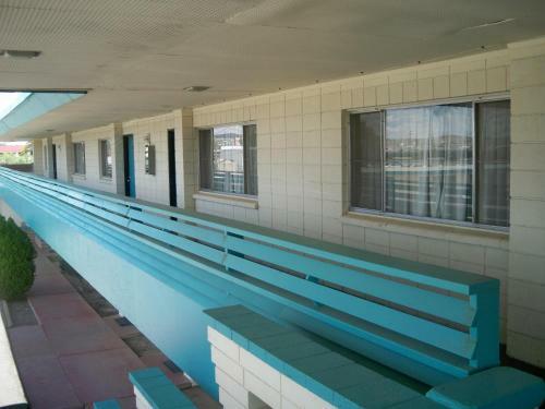 Desert Skies Motel
