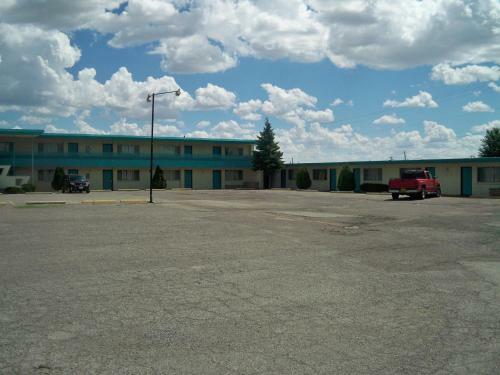 Desert Skies Motel