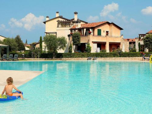 Comfortable Apartment With A Nice View Of The Swimming Pool