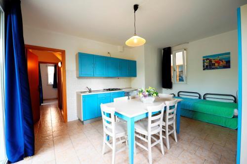 Apartments In Peschiera Del Garda 22100