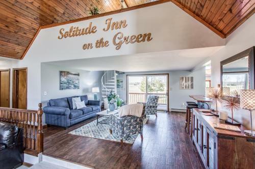 Solitude Inn On The Green