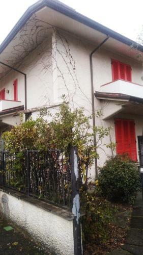 Accogliente Villetta Bi-familiare