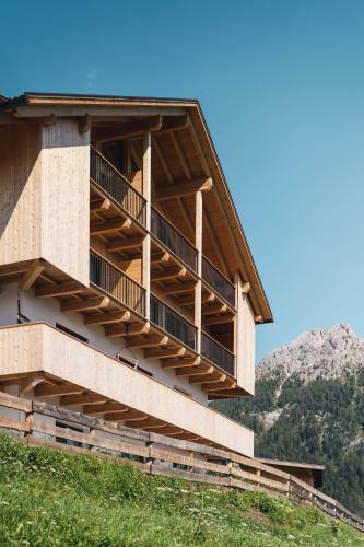 Sartu Apartments