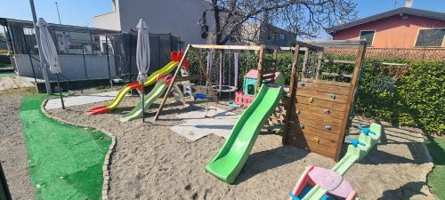 Apartamento Tavernetta Privata In Villa Moderna Con Piscina