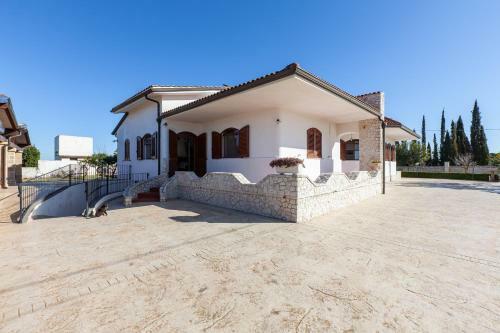 Villa Salentina Piscina Idromassaggio Borghi M330