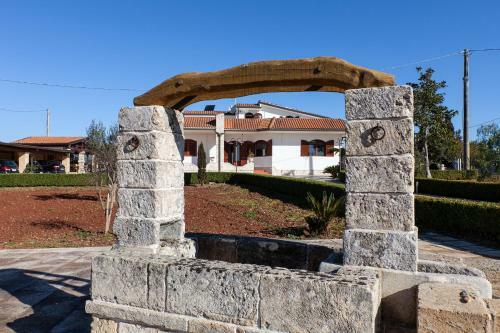 Villa Salentina Piscina Idromassaggio Borghi M330