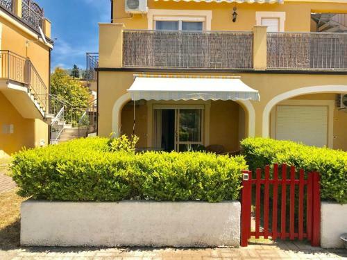 Pizzo Beach Club One Bed 46g & 47g