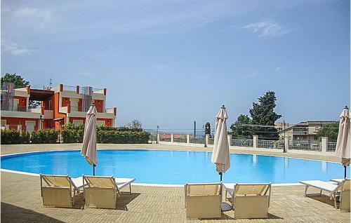 Beautiful Apartment In Pizzo With 1 Bedrooms