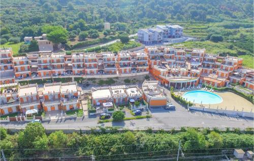 Beautiful Apartment In Pizzo With 1 Bedrooms