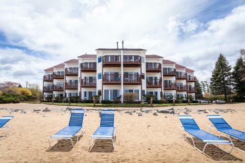 Apartamento New Listing Beach Bliss 211! Stunning Bay View