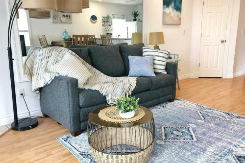 Apartamento New Listing Beach Bliss 211! Stunning Bay View