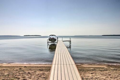 Waterfront Leech Lake Cabin With Dock, Fire Pit