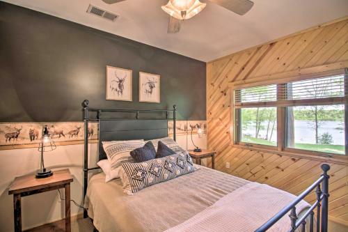 Stunning Crosslake Cabin With Deck And Lake Views!