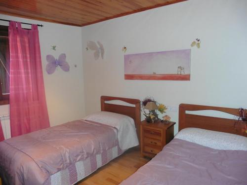Apartamentos L�era De Baix