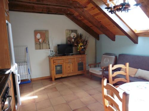 Apartamentos L�era De Baix