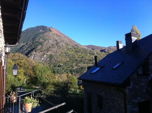 Apartamentos L�era De Baix