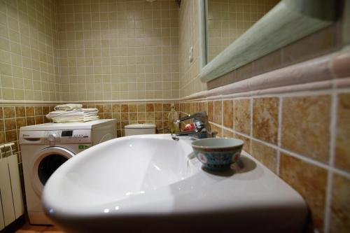 Apartamentos L�era De Baix