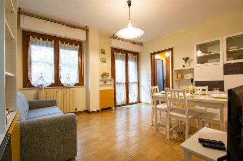 Apartamento Altido Lovely Flat With Balcony And Parking
