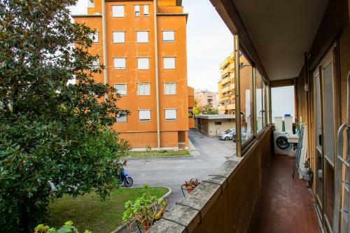Apartamento Altido Lovely Flat With Balcony And Parking