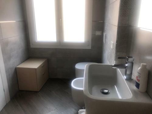 Hostal "tom & Jerry" Da Anna