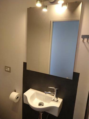 Hostal Rainbow Rooms