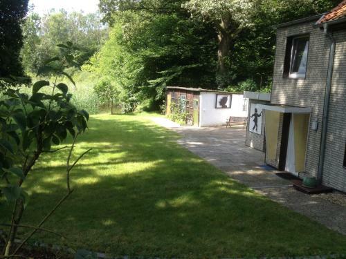 K�nstlerhaus Am Teich Naturnahes Wohnen