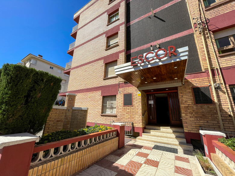 Apartment Escor 3000