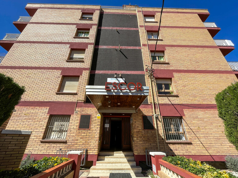 Apartment Escor 3000
