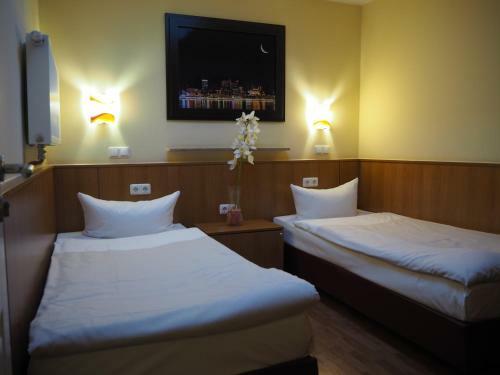 Altan Hotel