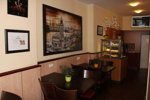 Altan Hotel