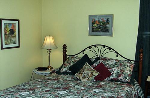 Agincourt Manor B&B Suites