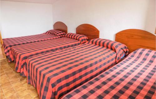 Beautiful Home In Pe��scola With 3 Bedrooms
