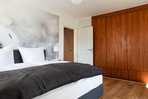 Elli�s Hus