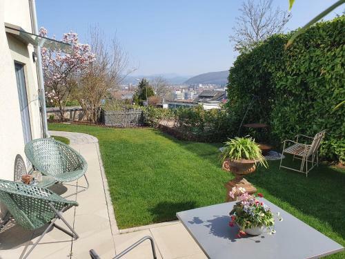 Apartamento Sch�ne Wohnung Mit Ausblick Und Gartensitzplatz