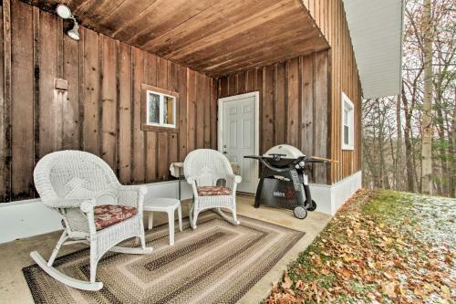 Rural La Crescent Home With Views On Minnesota Bluffs