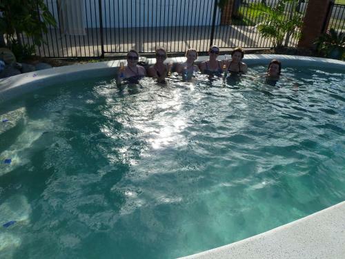 Cardwell Beachfront Motel
