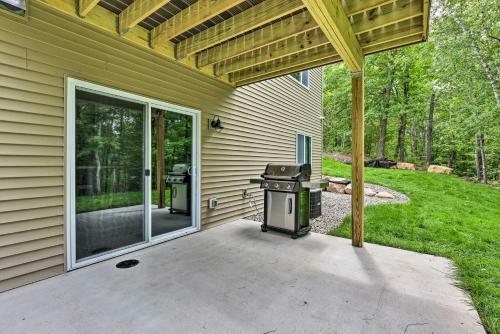 Modern Nisswa Escape With Deck Near Gull Lake!