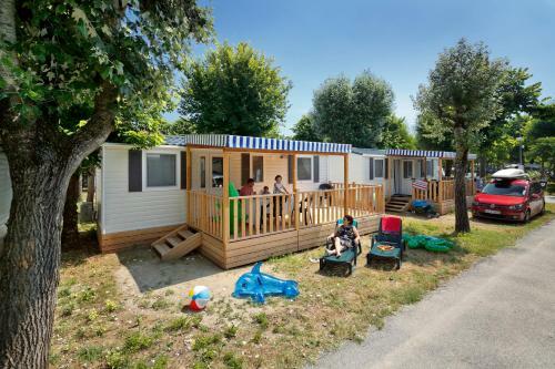 Albatross Mobile Homes On Camping Laguna Village