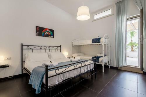 Hostal Your House