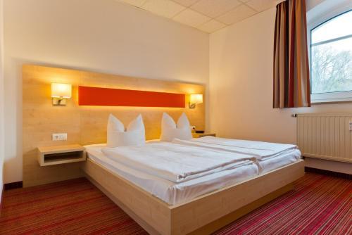 City Hotel