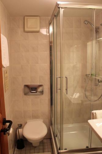 Hostal Hotel H�fler