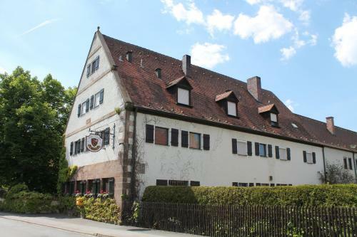 Hostal Hotel H�fler