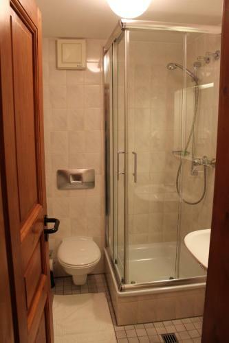 Hostal Hotel H�fler
