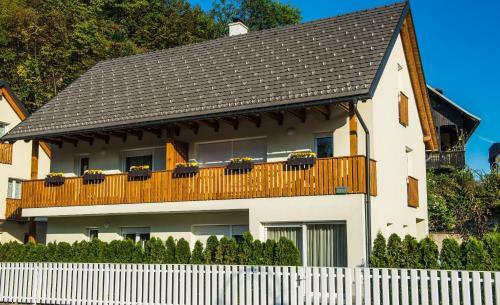 Maline Apartments
