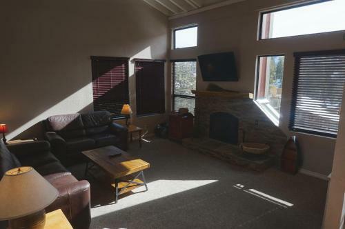 1849 Condos At Mammoths Canyon Lodge