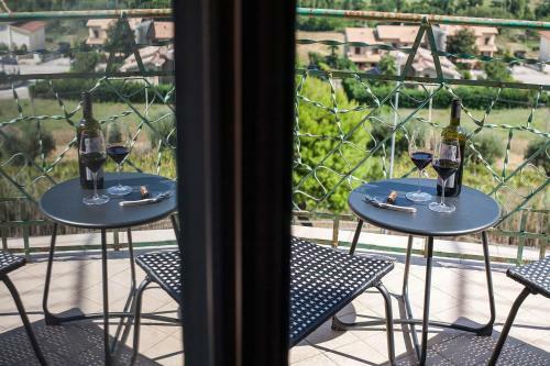 Hostal Red House Accomodation Potenza Picena