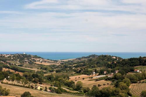 Hostal Red House Accomodation Potenza Picena