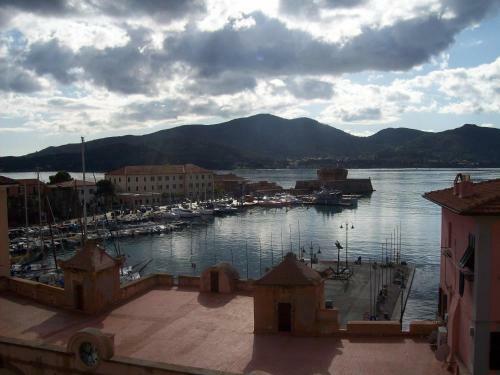 Hostal B&B Porta Del Mare