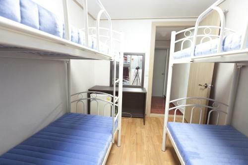 Hostal Monai Guesthouse