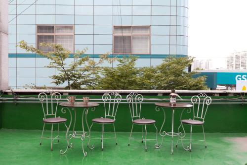 Hostal Monai Guesthouse